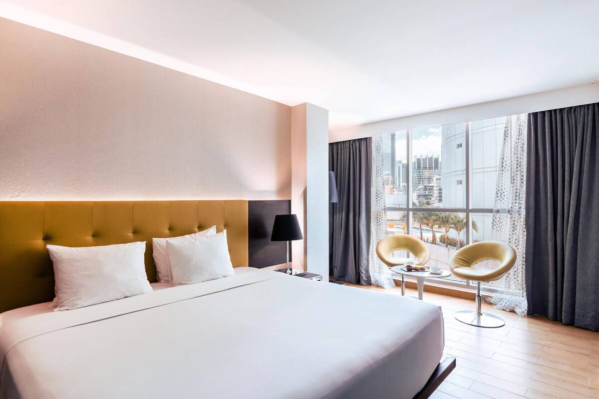 Minibar, in-room safe, desk, blackout curtains