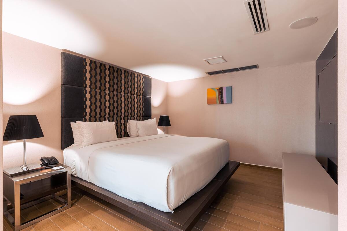 Minibar, in-room safe, desk, blackout curtains