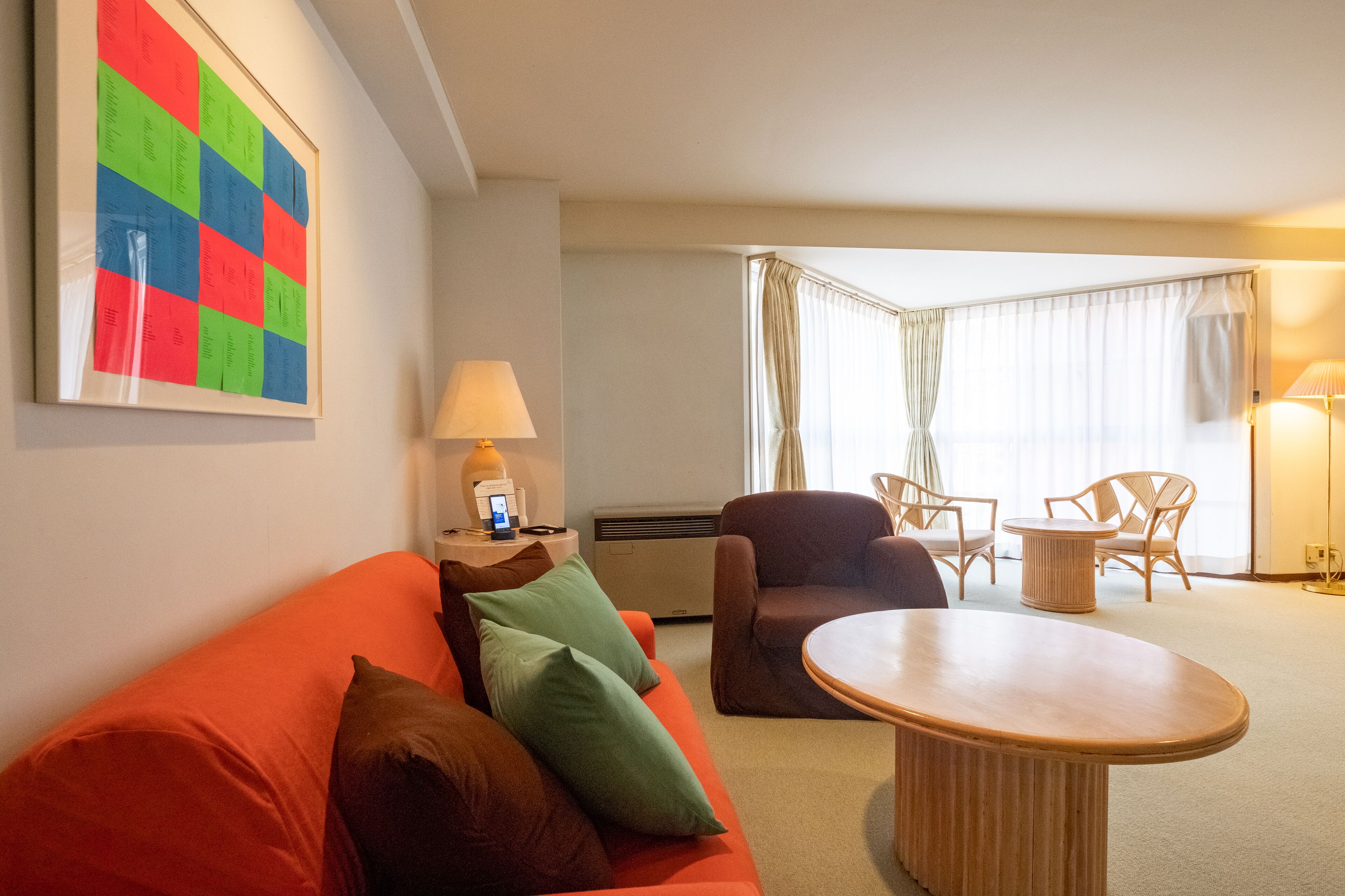 Free WiFi, bed sheets