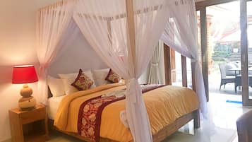 Luxury Suite | In-room safe, desk, blackout curtains, free WiFi