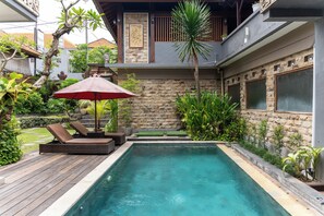 Signature Villa | In-room safe, desk, blackout drapes, free WiFi