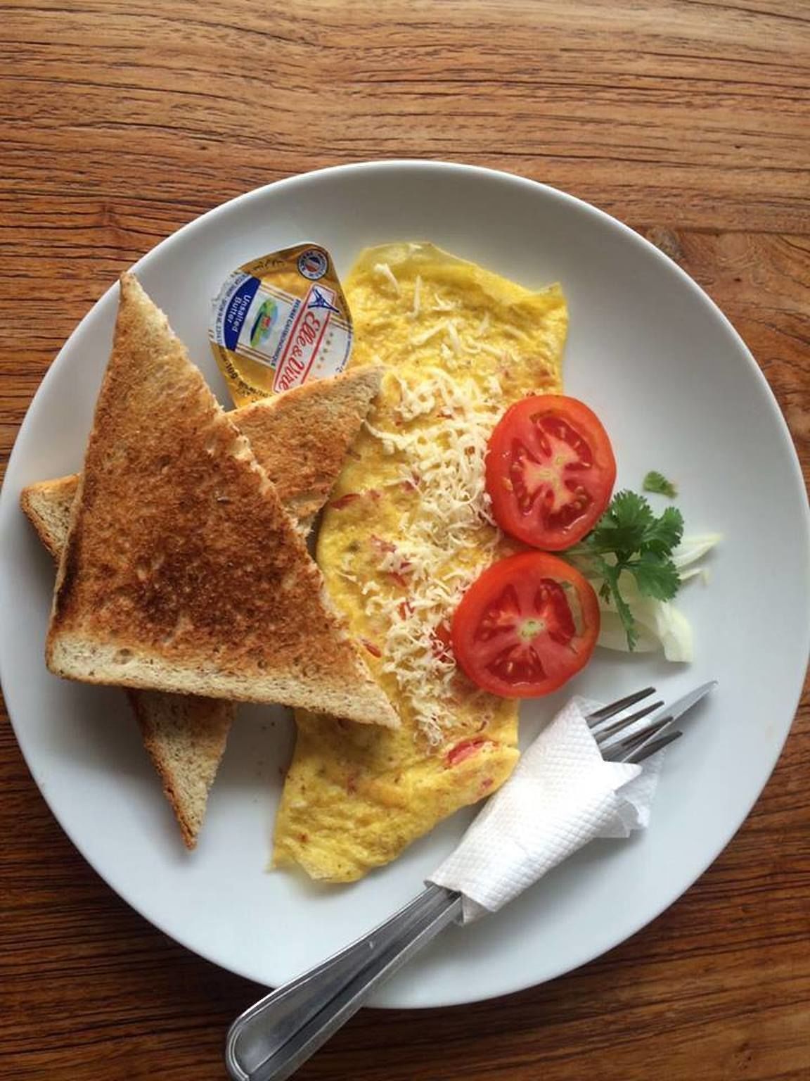 daily continental breakfast (idr 75000 per person)