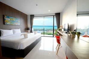 Superior Double or Twin Room | In-room safe - The Wind (Sattahip)