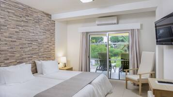 Premium-Apartment, 2 Schlafzimmer | 2 Schlafzimmer, Zimmersafe, Bügeleisen/Bügelbrett, kostenlose Babybetten