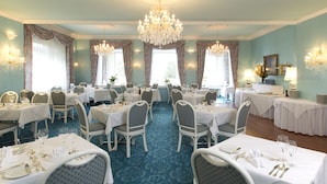 Dining - Chalet Miravalle (Lauterbrunnen)