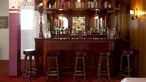 Bar (on property) - Chalet Miravalle (Lauterbrunnen)
