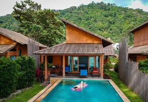 Beach Front Pool Villa | Private pool