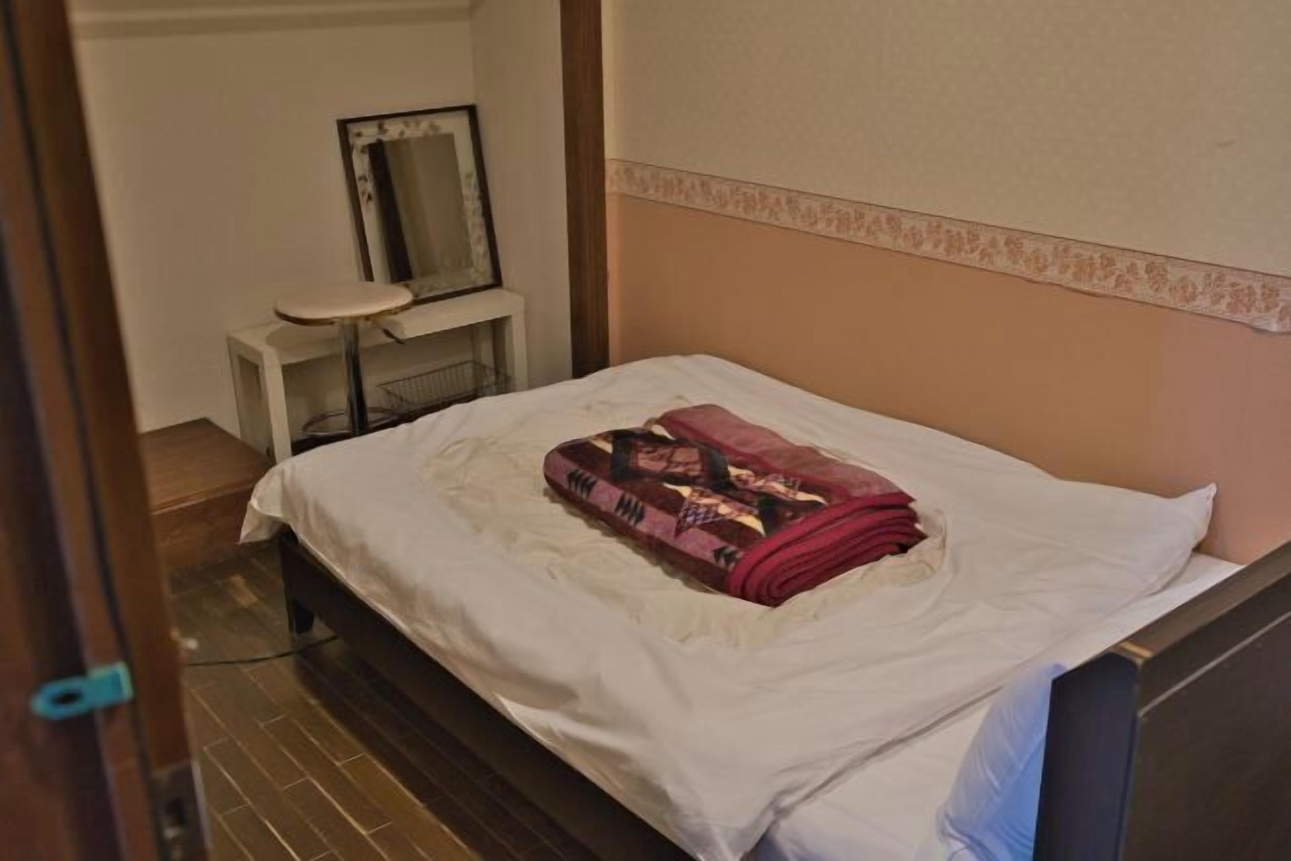 Két bảo mật tại phòng, truy cập Internet không dây miễn phí 