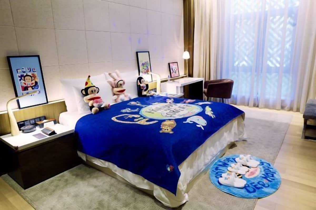 1 bedroom, minibar, in-room safe, individually decorated