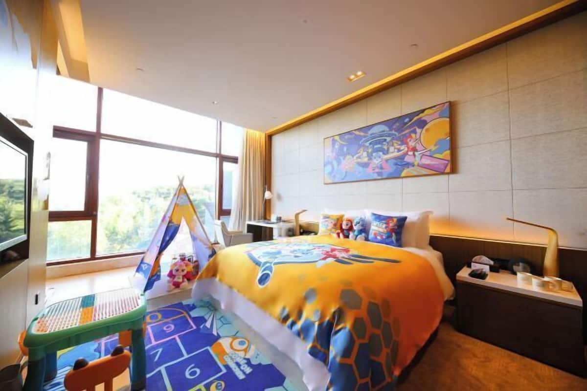 1 bedroom, minibar, in-room safe, individually decorated