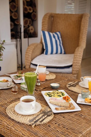 Free daily buffet breakfast - Villa Vicuña Hotel Boutique (Salta)