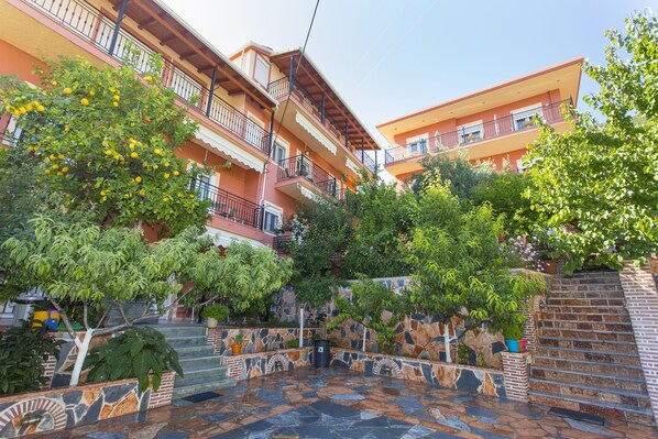 Courtyard - Studio Ristas 2 (Parga)