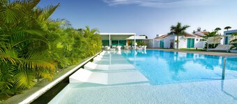 Seven Hotel & Wellness - Caters to Gay Men