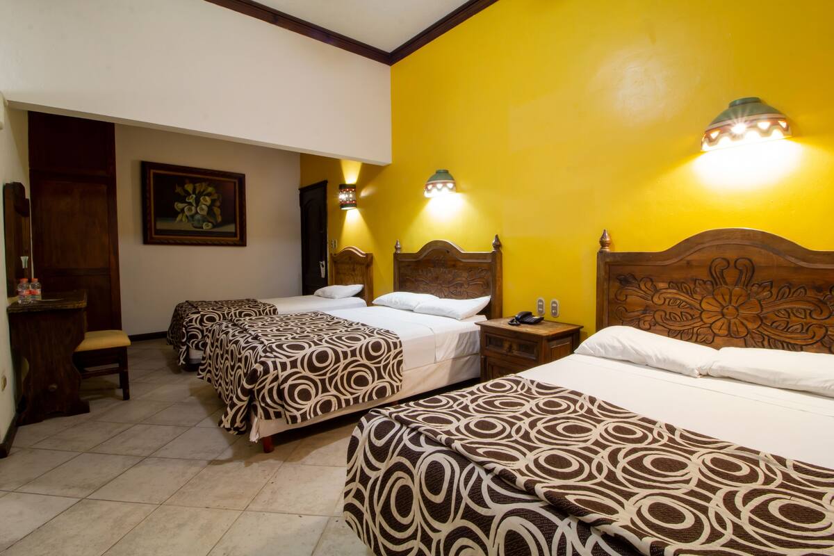 Triple Room