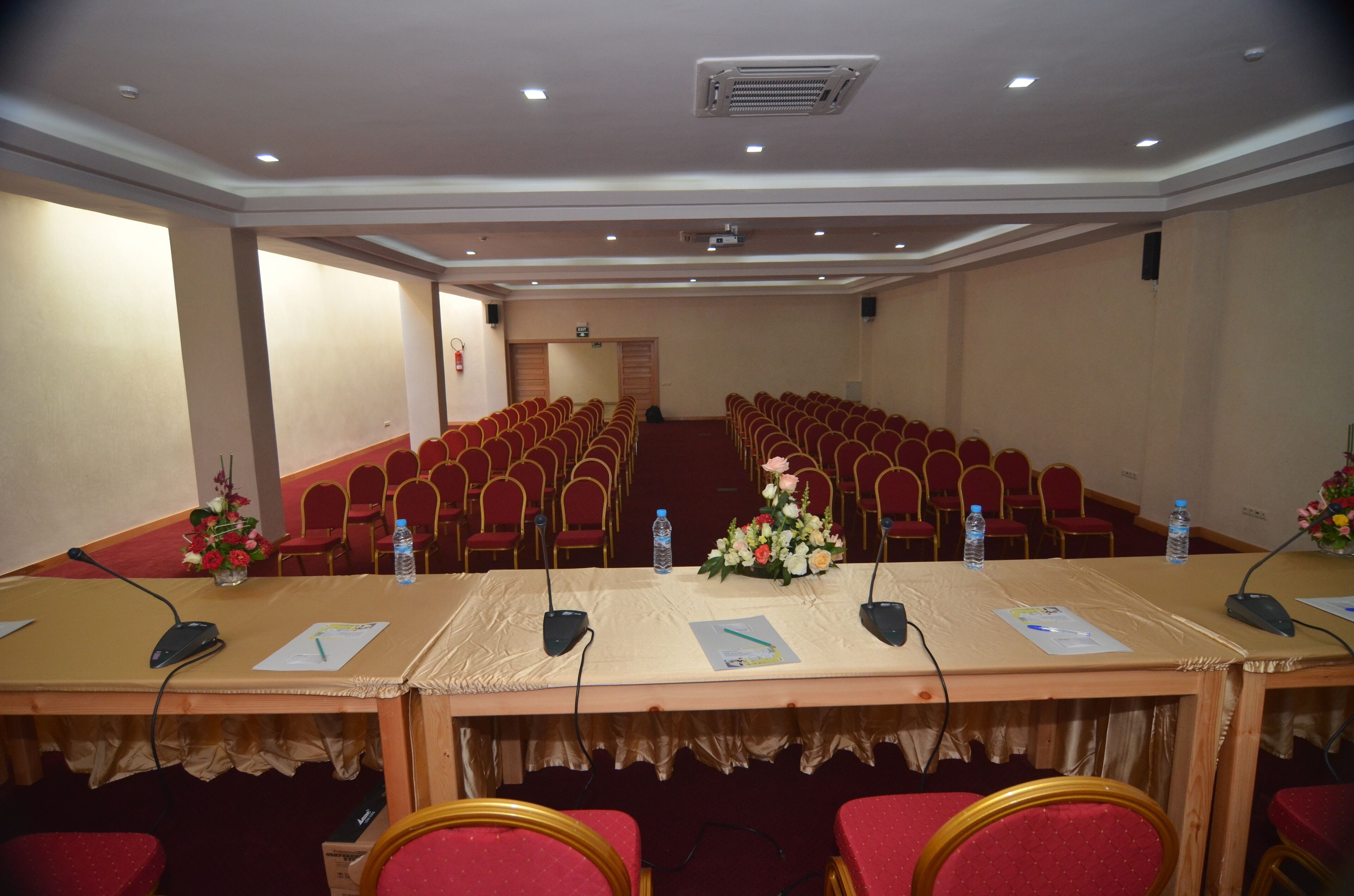 สถานที่จัดงานประชุม