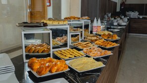 Breakfast, lunch and dinner served