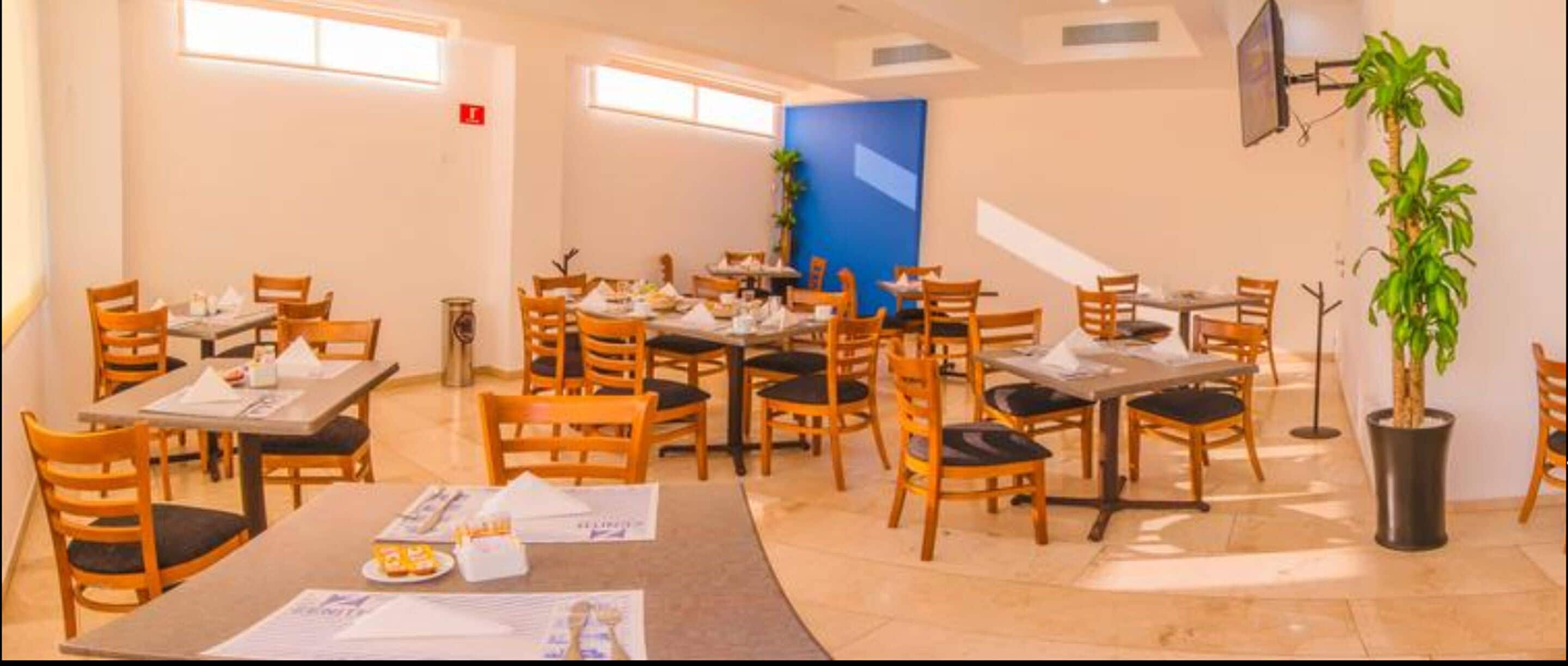 Se sirven desayunos, cenas y cocina internacional 