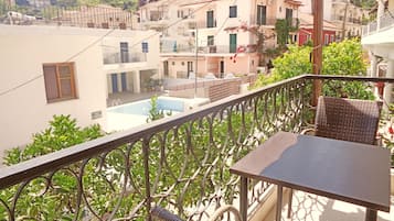 Studio | Terrace/patio