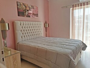 Studio | Premium bedding, desk, soundproofing, free WiFi - Villa Maria (Parga)