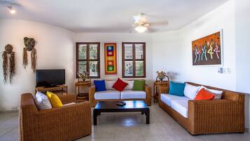 Premium Apartment, Sea View | Living area