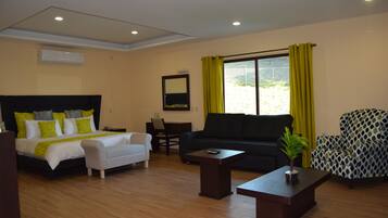 Suite Deluks, asrama campuran