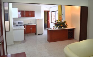 Junior Suite | Private kitchenette