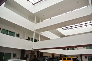 Strykjärn/strykbräda, gratis wi-fi och sängkläder