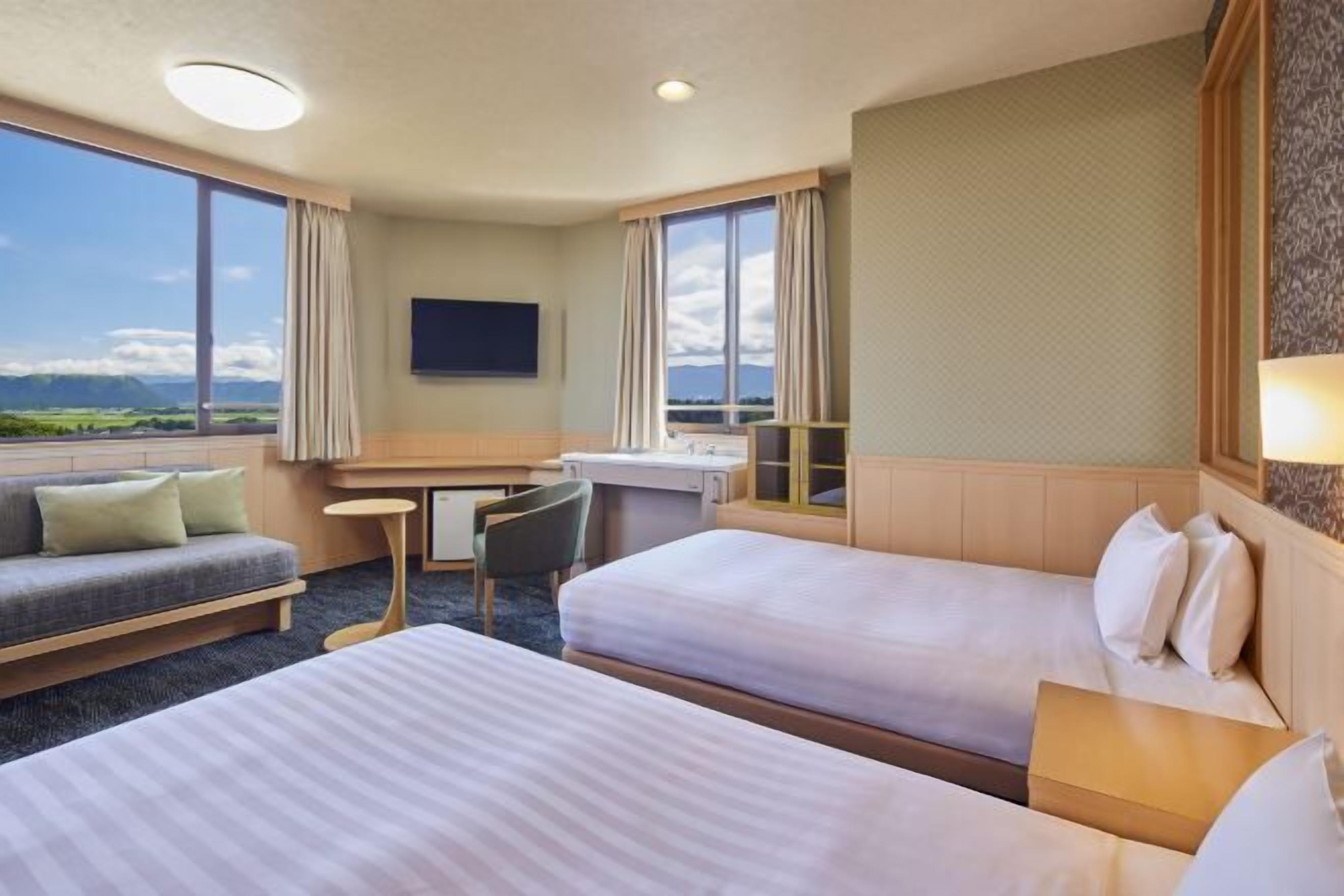 Caja fuerte, wifi gratis, ropa de cama