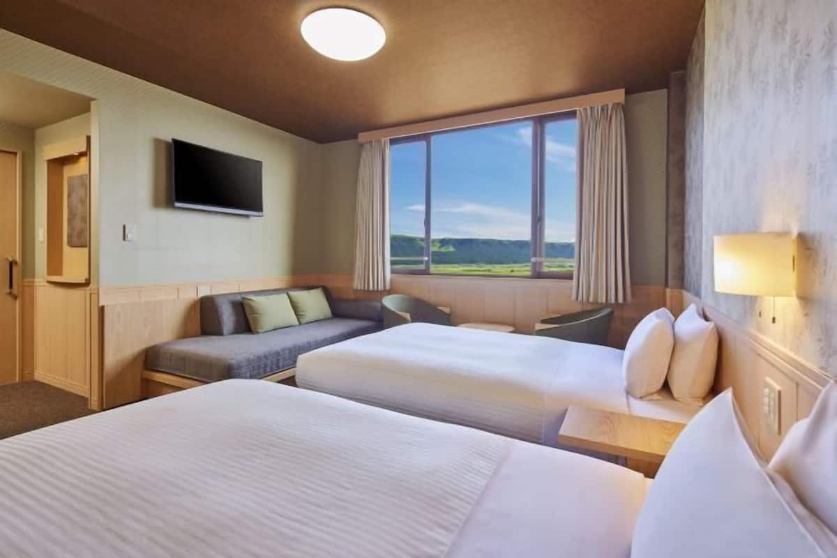 Caja de seguridad en la habitación, wifi gratis y ropa de cama