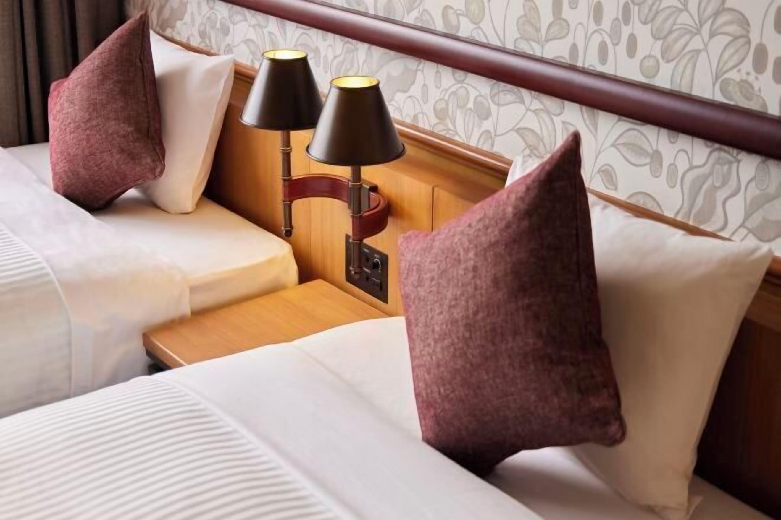 In-room safe, free WiFi, bed sheets