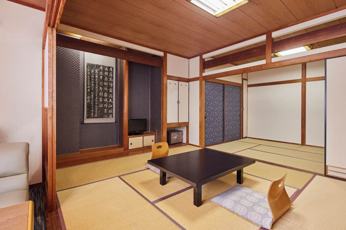 Habitación, para no fumadores, baño privado (Main Building Japanese A) | Caja de seguridad en la habitación, wifi gratis y ropa de cama