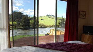 Unclassified image, 3 of 70, button - Te Awa Lodge (Haruru)