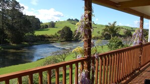 Unclassified image, 4 of 70, button - Te Awa Lodge (Haruru)
