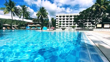 Outdoor pool, open 9:00 AM to 10:00 PM, pool umbrellas, pool loungers