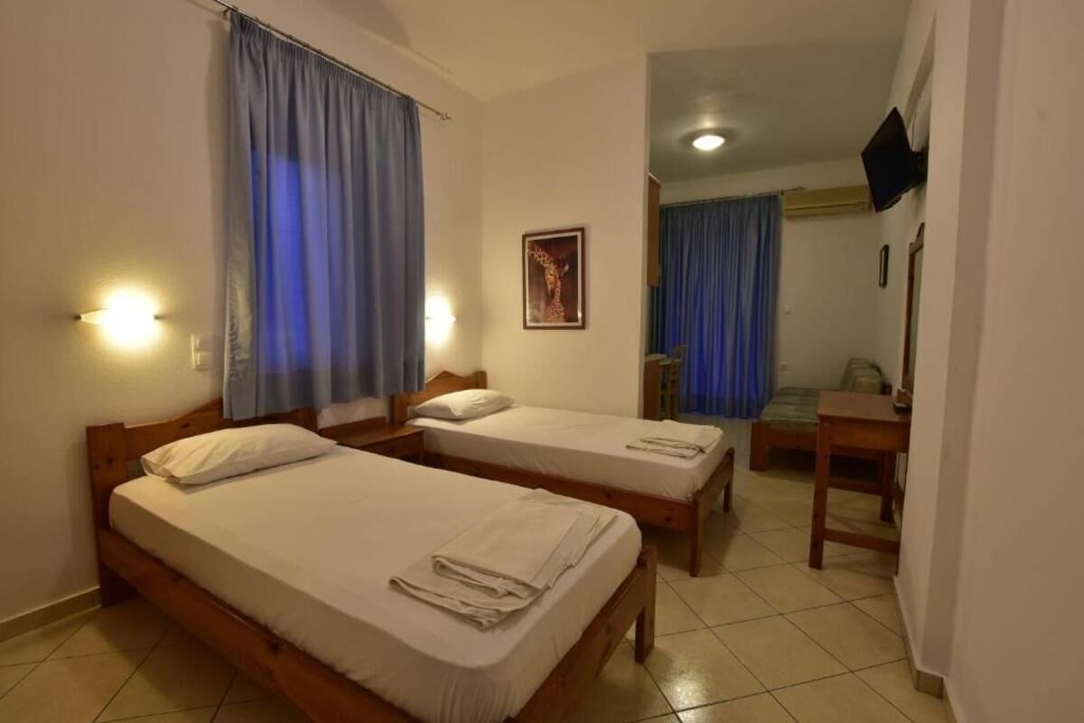 Free WiFi, bed sheets