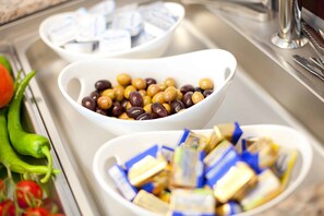 Kontinental frukost varje dag (EUR 7 per person)