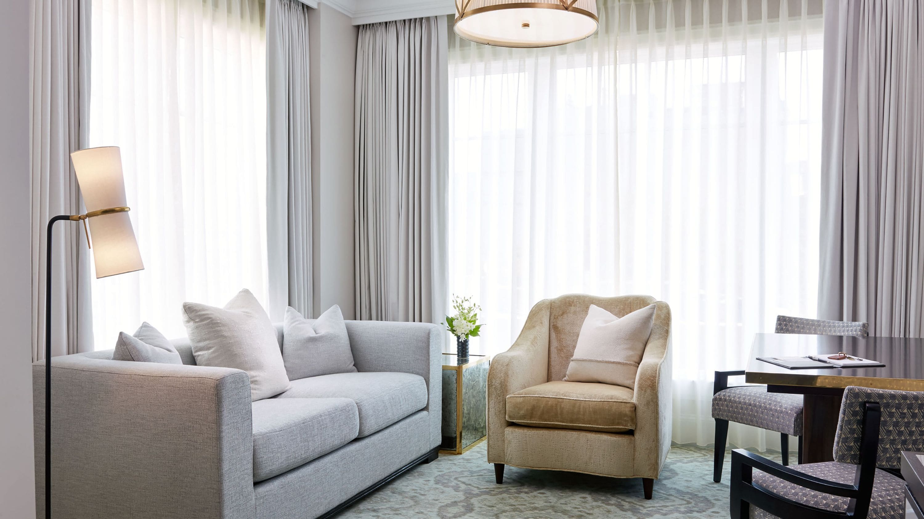 grand suite, 1 king bed | premium bedding, free minibar, in-room safe, laptop workspace