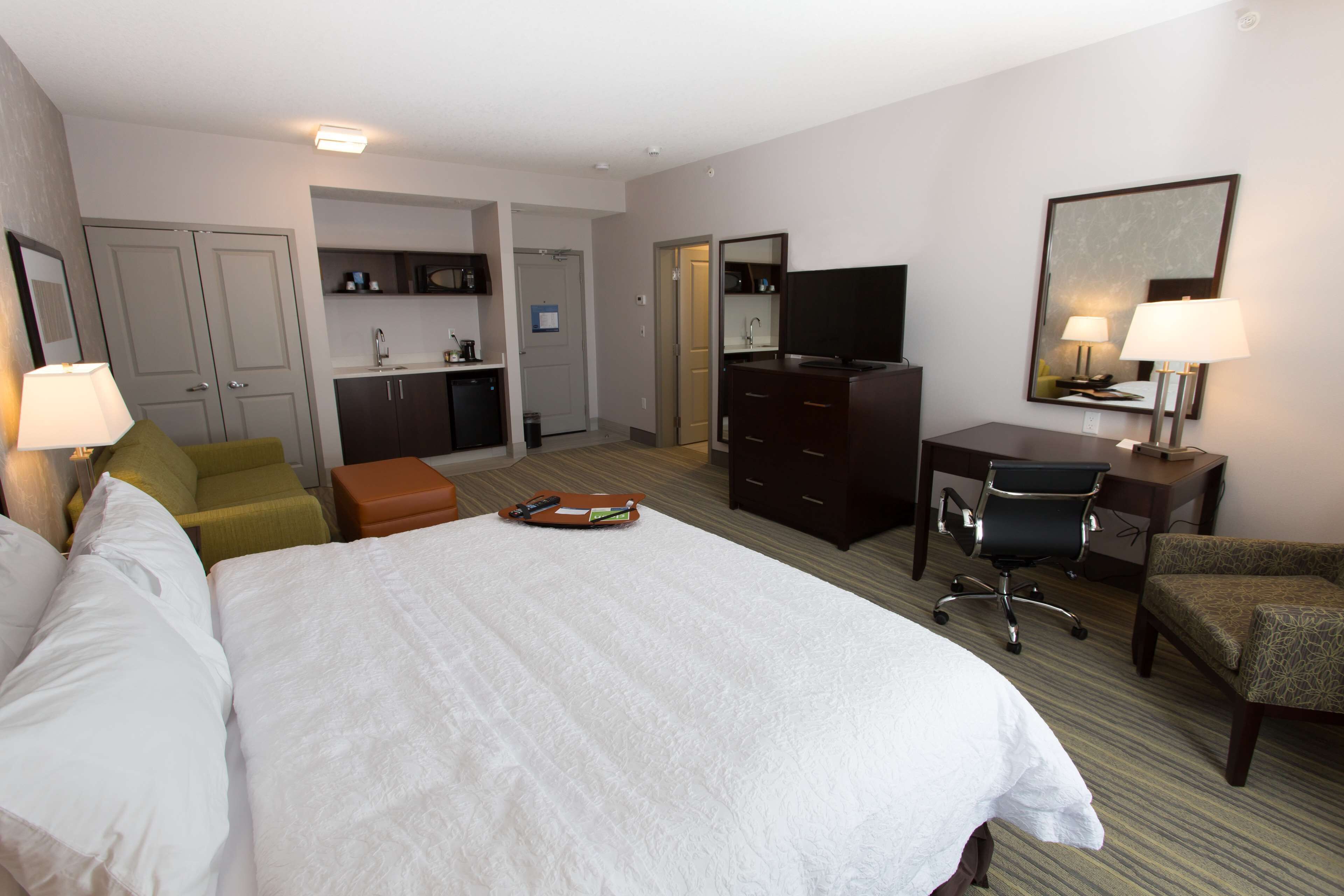studio suite, 1 king bed (whirlpool) | in-room safe, desk, laptop workspace, blackout curtains