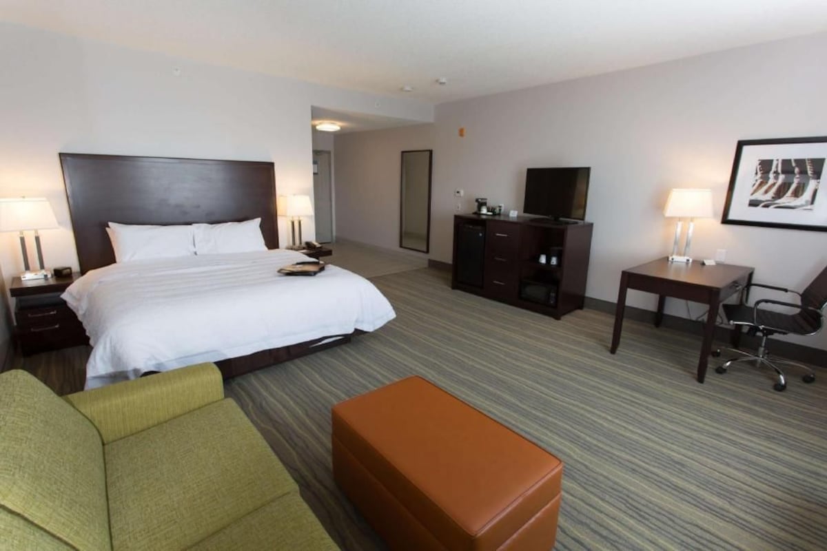 In-room safe, desk, laptop workspace, blackout drapes