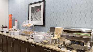 Desayuno buffet incluido todos los días