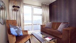 Family Room, Non Smoking | WiFi (free) - Clarion Collection Hotel Kysten (Sandnessjoen)