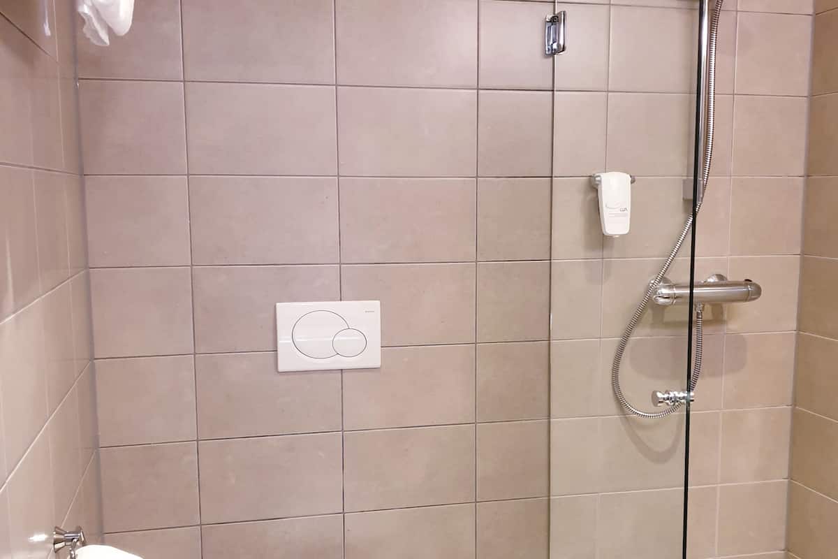 1 Schlafzimmer, hochwertige Bettwaren, Pillowtop-Betten