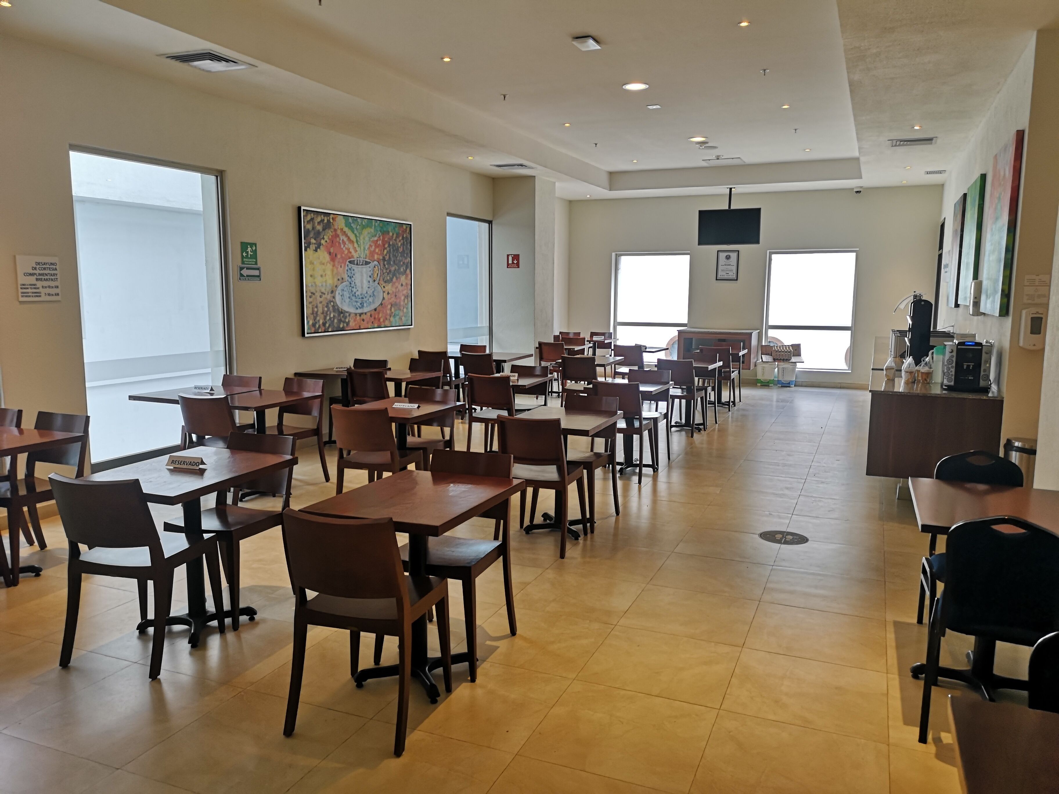 Petit déjeuner buffet compris tous les jours