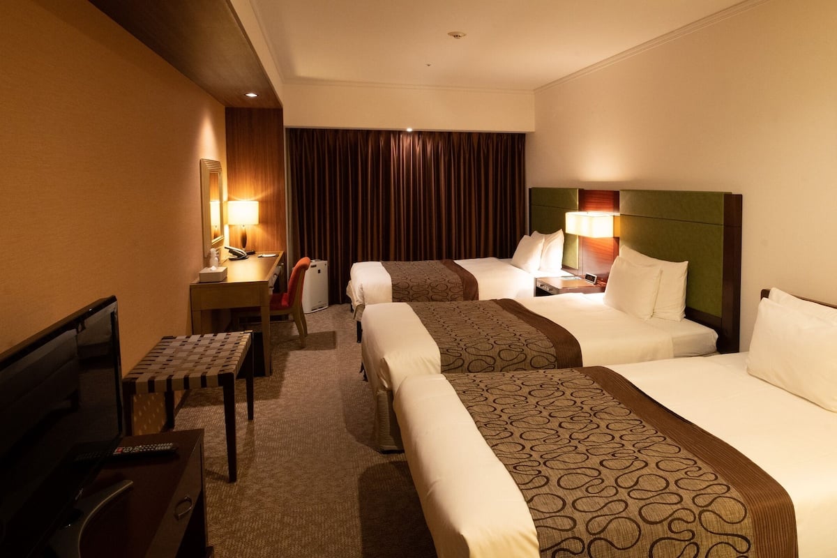 Down comforters, minibar, desk, blackout drapes