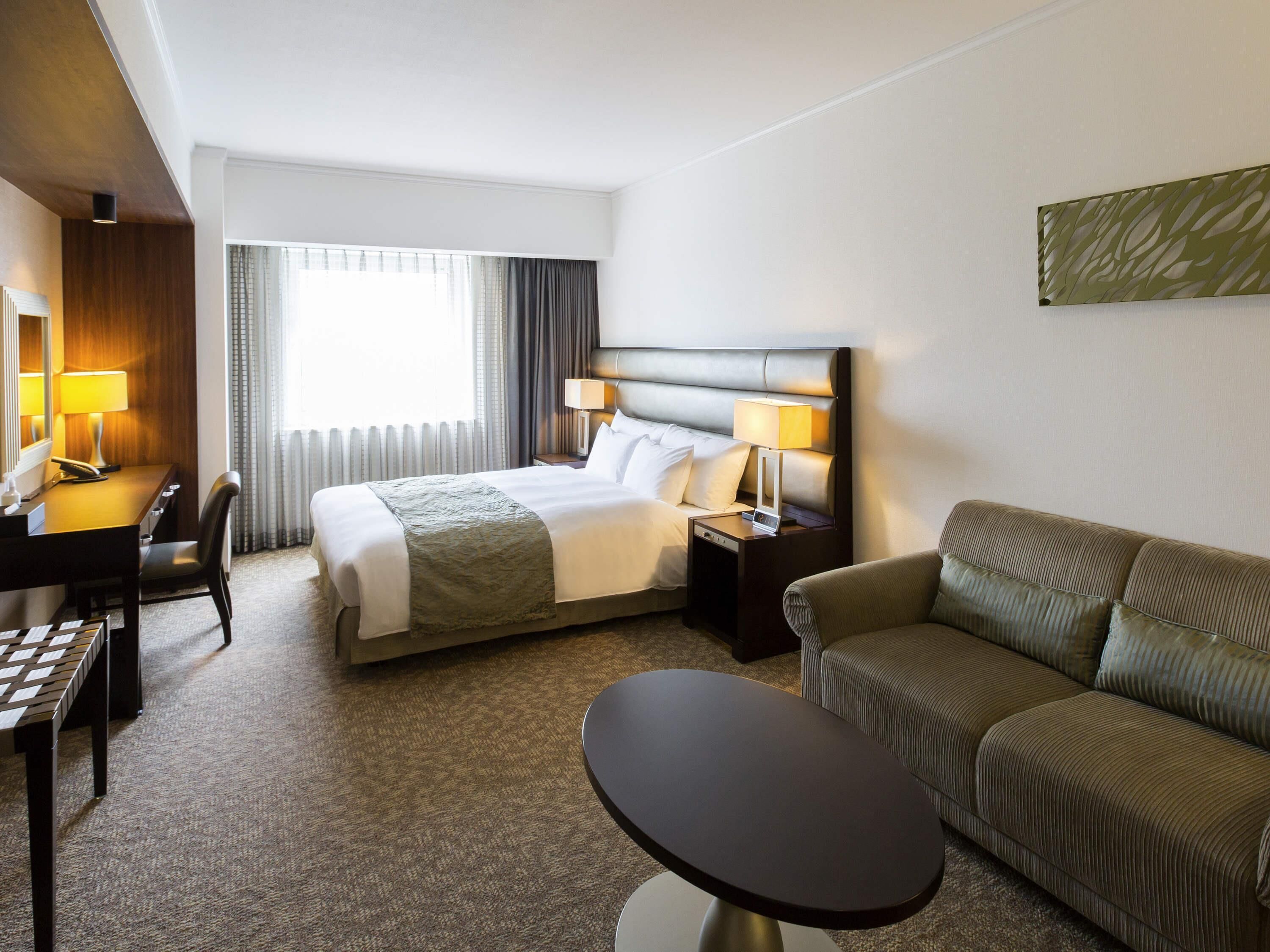 Superior Room, 1 King Bed, Non Smoking | Down duvets, minibar, desk, blackout curtains