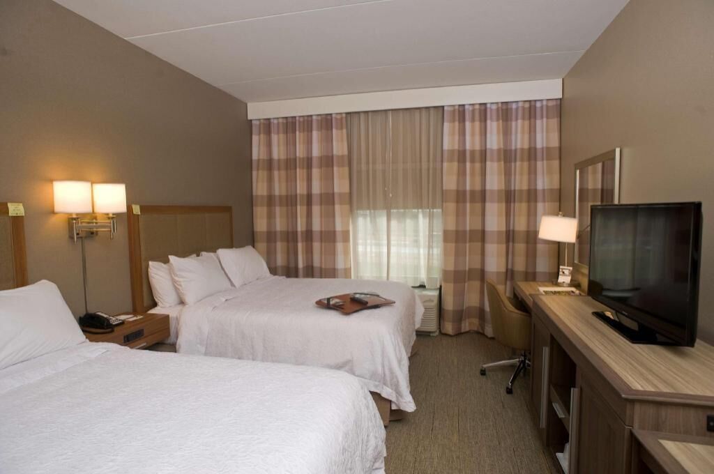 In-room safe, free WiFi, bed sheets