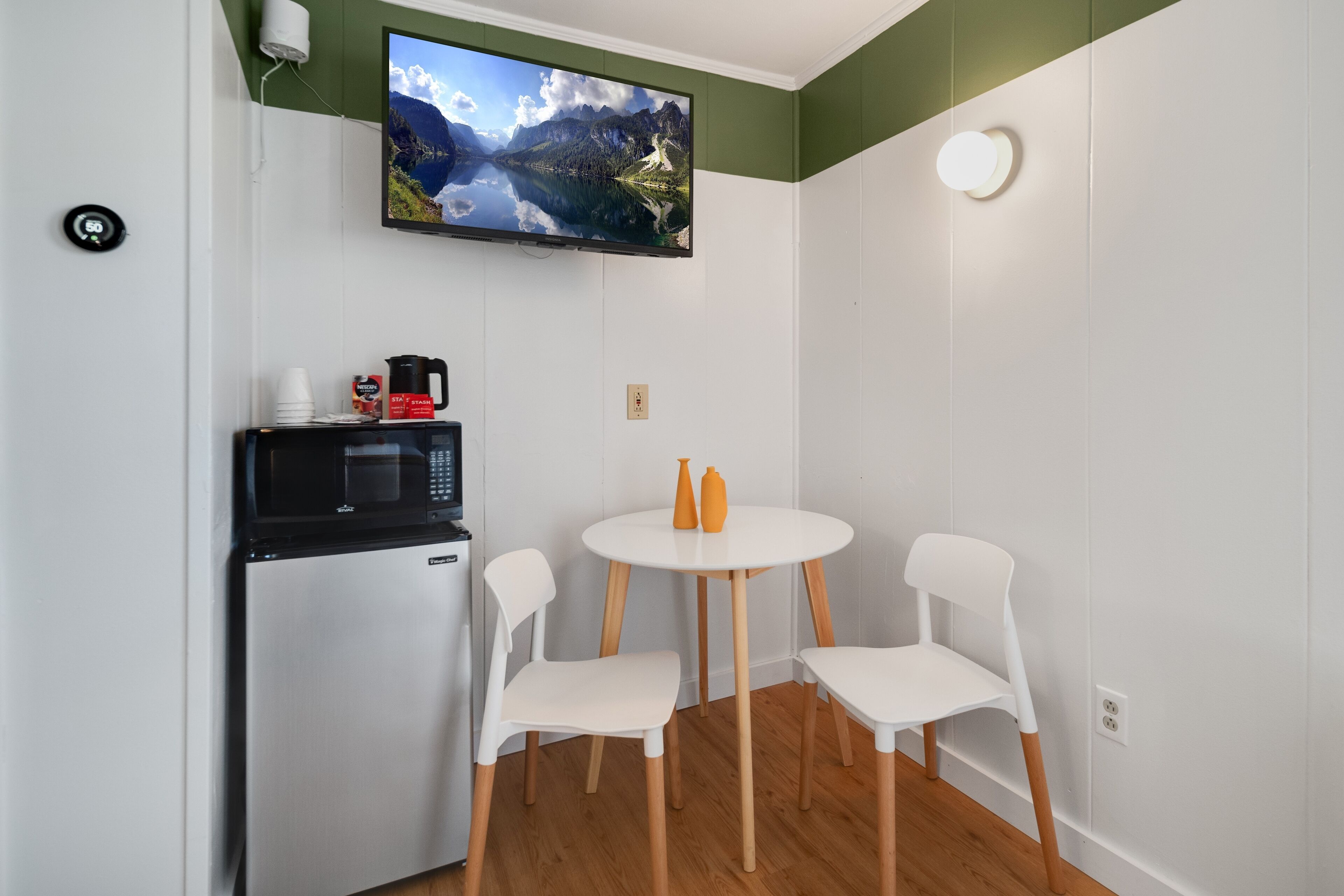 Room, 2 Double Beds | Mini-refrigerator