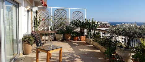 Apartment, 2 Bedrooms | Terrace/patio