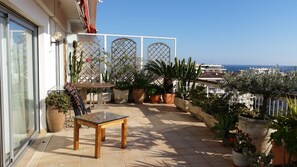 Apartment, 2 Bedrooms | Teres/patio