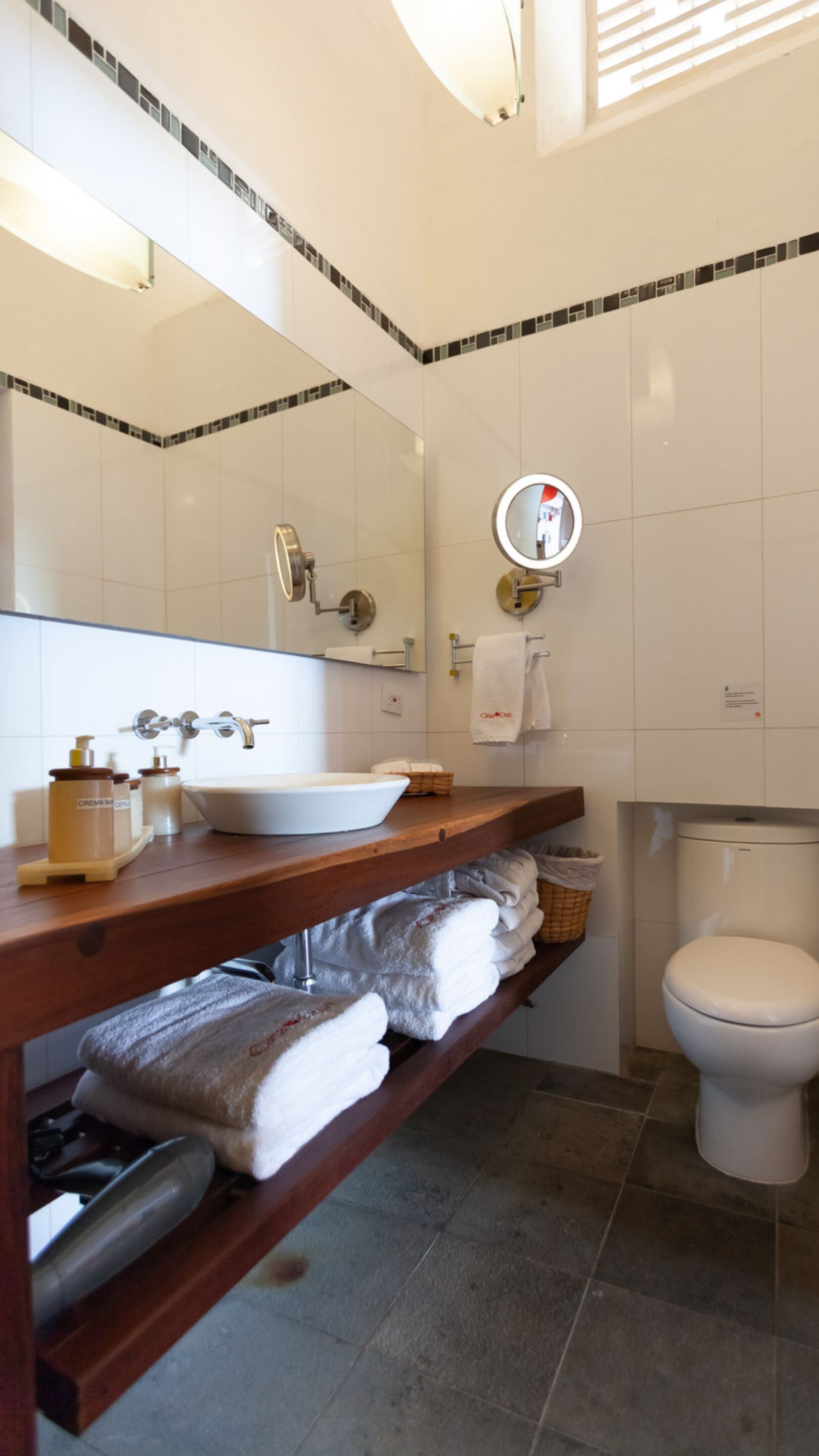 family room | bathroom | shower, free toiletries, towels